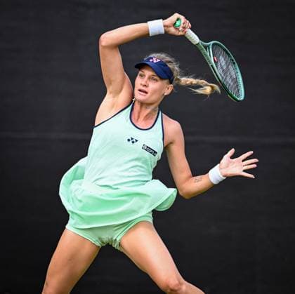 Sport Bilder des Tages 18th June 2025; Lexus Nottingham Tennis Centre, Nottingham, England; Lexus Nottingham Open, Day 3; Dayana Yastremska (UKR) world No 42 returns to Antonia Ruzic (CRO)  ActionPlus12802200 GodfreyxPitt