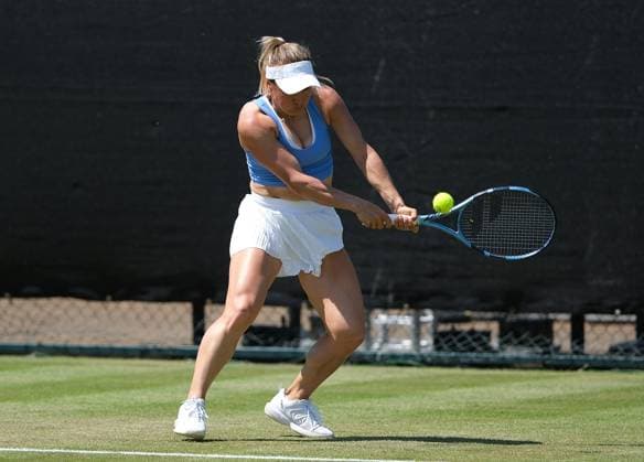 Nottingham Tennis Centre Nottingham, England - Yulia Putintseva hits a backhand winner to Rebecca Sramkvoa during the match in the Lexus Nottingham Tennis Open, day 4, June 18th 2025. (Paul Bonser SPP) Copyright: xPaulxBonser SPPx spp-en-PaBo-Lexus Nottingham Open 3770