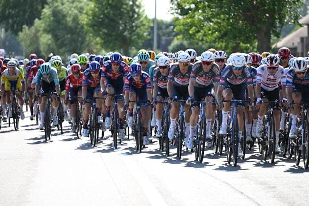 Baloise Belgium Tour 2025 Stage 1 KNOKKE-HEIST, BELGIUM - JUNE 18 : Alpecin-Deceuninck riders during stage 1 of the 94th edition of Baloise Tour of Belgium an UCI ProSeries 2.Pro cycling road race stage for Men Elite of 198 km with start in Merelbeke-Melle and finish in Knokke-Heist on June 18, 2025 in Knokke-Heist, Belgium, 18 06 2025 ( Motordriver Guy De Vuyst - Knokke-Heist Belgium  Copyright: xJanxDexMeuleneirx