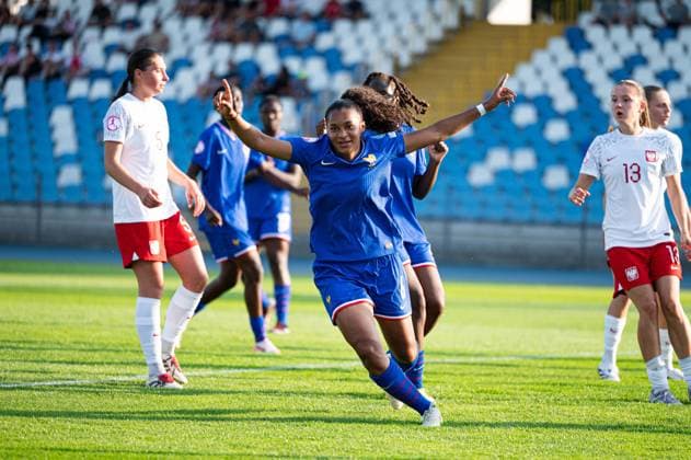 MIELEC 18.06.2025 MECZ GRUPA A MISTRZOSTWA EUROPY KOBIET U19 W PILCE NOZNEJ 2025: POLSKA - FRANCJA 2025 UEFA EUROPEAN WOMEN™S UNDER-19 CHAMPIONSHIP MATCH: POLAND - FRANCE JULIE SWIEROT GOL BRAMKA RADOSC CIESZYNKA FOT. MICHAL TRZPIS 400MM.PL NEWSPIX.PL --- newspix.pl 