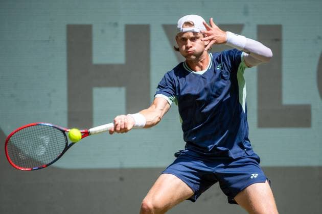 Zizou BERGS (BEL) Aktion, Zizou Bergs (BEL) vs. Karen Khachanov (RUS) Tennis Terra Wortmann Open 2025 am 18.06.2025 in der OWL Arena Halle Westfalen, Deutschland. Â