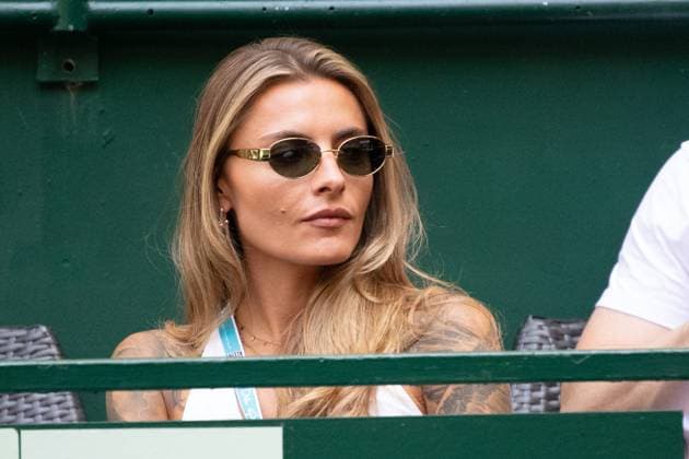 Schauspielerin Sophia THOMALLA, Freundin von Alexander ZVEREV (GER) Marcos Giron (USA) vs. Alexander Zverev (GER) Tennis Terra Wortmann Open 2025 am 18.06.2025 in der OWL Arena Halle Westfalen, Deutschland. Â