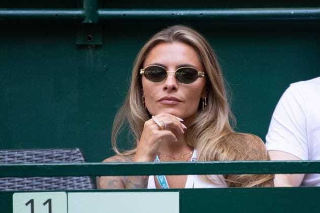 Schauspielerin Sophia THOMALLA, Freundin von Alexander ZVEREV (GER) Marcos Giron (USA) vs. Alexander Zverev (GER) Tennis Terra Wortmann Open 2025 am 18.06.2025 in der OWL Arena Halle Westfalen, Deutschland. Â