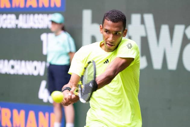 Felix AUGER-ALIASSIKME (CAN) Aktion Felix Auger-Aliassime (CAN) vs. Karen Khachanov Tennis Terra Wortmann Open 2025 am 18.06.2025 in der OWL Arena Halle Westfalen, Deutschland. Â
