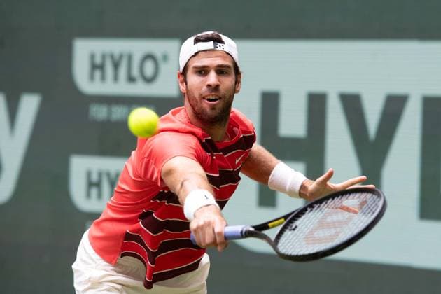 Karen KACHANOV (RUS) Aktion, Felix Auger-Aliassime (CAN) vs. Karen Khachanov Tennis Terra Wortmann Open 2025 am 18.06.2025 in der OWL Arena Halle Westfalen, Deutschland. Â