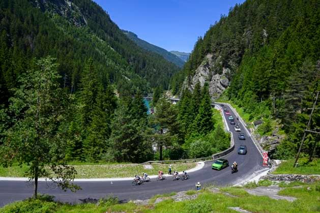 Tour de Suisse 2025 Stage 5 SANTA MARIA IN CALANCA, SWITZERLAND - JUNE 19 : Illustration picture of the escape pack, Bilbao Pello (ESP) of Bahrain - Victorious, Powless Neilson (USA) of EF Education - Easypost, Romo Javier (ESP) of Movistar Team, Vlasov Aleksandr (RUS) of Red Bull - BORA - Hansgrohe, Fortunato Lorenzo (ITA) of XDS Astana Team during stage 5 of the 88th edition of Tour de Suisse an UCI World Tour 2.UWT cycling road race stage for Men Elite of 183.6 km with start in La Punt and finish in Santa Maria in Calanca on June 19, 2025 in Santa Maria in Calanca, Switzerland, 19 06 2025 ( Motordriver Kenny Verfaillie - Santa Maria in Calanca Switzerland  Copyright: xVincentxKalutx