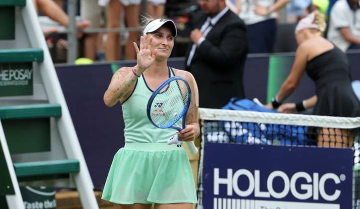 Marketa Vondrousova (CZE) jubelt im Steffi Graf Stadion HYLO Berlin Tennis Open Damen auf Rasen 19.06.2025