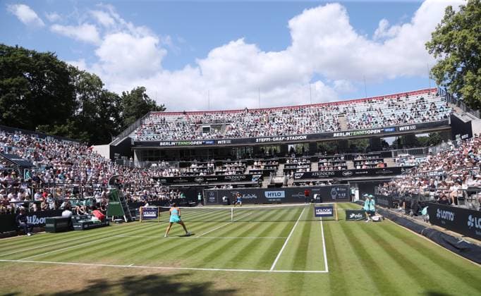 Aryna Sabalenka (BLR) vs Rebeka Masarova (SUI) im Steffi Graf Stadion Sportstätte Übersicht HYLO Berlin Tennis Open Damen auf Rasen 19.06.2025