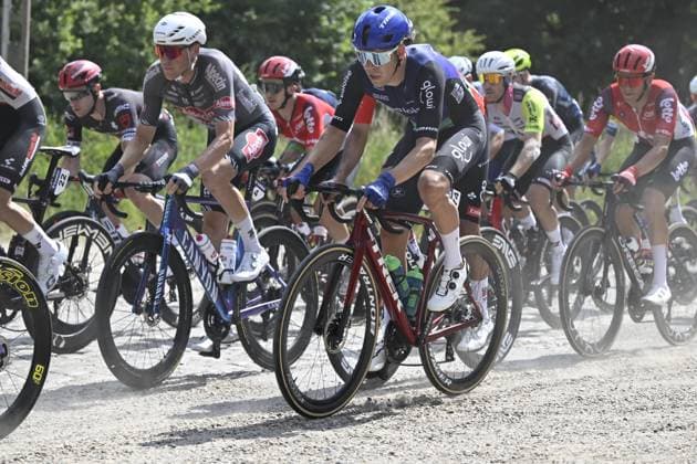 Baloise Belgium Tour 2025 Stage 2 PUTTE, BELGIUM - JUNE 19 : Ronhaar Pim (NED) of Baloise Glowi Lions during stage 2 of the 94th edition of Baloise Tour of Belgium an UCI ProSeries 2.Pro cycling road race stage for Men Elite of 194.6 km with start in Beringen and finish in Putte on June 19, 2025 in Putte, Belgium, 19 06 2025 ( Motordriver Guy De Vuyst - Putte Belgium  Copyright: xNicoxVereeckenx