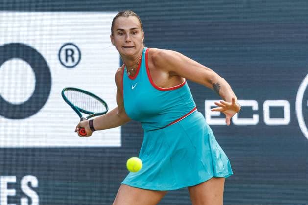 Tennis: WTA, Tennis Damen Tour, Einzel, Damen, Achtelfinale, Sabalenka (Belarus) - Masarova (Schweiz), Steffi-Graf-Stadion. Aryna Sabalenka (Belarus) retourniert einen Ball. Tennis: WTA-Tour