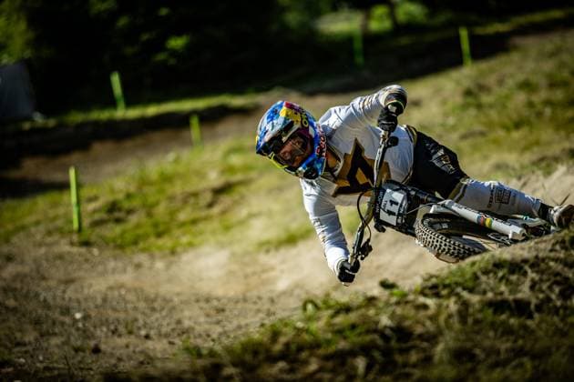 Whoop Mountainbike Downhill Worldcup Val di Sole HÖLL Valentina YT MOBat Whoop Mountainbike Downhill Worldcup Val di Sole, 19.06.2025,in , Foto: Sebastian Sternemann