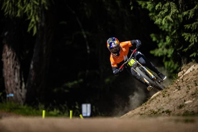 Whoop Mountainbike Downhill Worldcup Val di Sole BRUNI Loic SPECIALIZED GRAVITYat Whoop Mountainbike Downhill Worldcup Val di Sole, 19.06.2025,in , Foto: Sebastian Sternemann