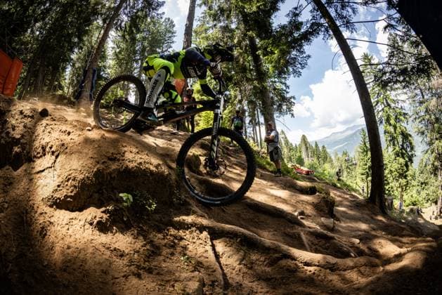 Whoop Mountainbike Downhill Worldcup Val di Sole HARNDEN Harriet AON RACING - TOURNE CAMPERVANSat Whoop Mountainbike Downhill Worldcup Val di Sole, 19.06.2025,in , Foto: Sebastian Sternemann