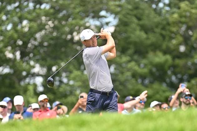 Thursday June 19, 2025: Jordan Spieth watches his tee shot on the First hole during the first round of the Travelers Golf Championship in Cromwell, Connecticut. CSM Cromwell USA - ZUMAc04_ 20250619_zma_c04_052 Copyright: xGregoryxVasilx