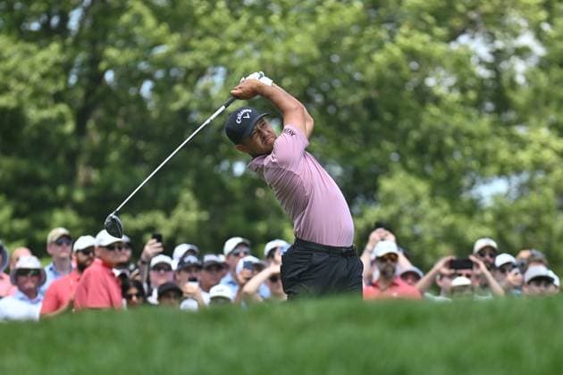 Thursday June 19, 2025: Xander Schauffele hits his tee shot on the First hole during the first round of the Travelers Golf Championship in Cromwell, Connecticut. CSM Cromwell USA - ZUMAc04_ 20250619_zma_c04_055 Copyright: xGregoryxVasilx