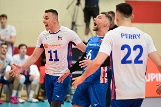 in action during the Men s volleyball European league game: Czechia vs Romania in Kutna Hora, Czech Republic, June 19, 2025. From left Czech Lukas Vasina, Milan Monik, Marek Perry. (CTKxPhoto JosefxVostarek) CTKPhotoP2025061907635  CTKPhotoP2025061907635
