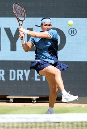 Ons Jabeur (TUN) im Steffi Graf Stadion HYLO Berlin Tennis Open Damen auf Rasen 20.06.2025