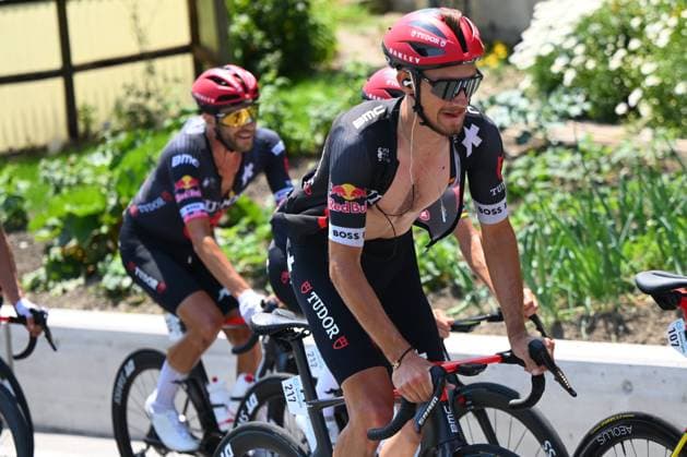 Tour de Suisse 2025 Stage 6 NEUHAUSEN AM RHEINFALL, SWITZERLAND - JUNE 20 : Wirtgen Luc (LUX) of Tudor Pro Cycling Team during stage 6 of the 88th edition of Tour de Suisse an UCI World Tour 2.UWT cycling road race stage for Men Elite of 186.7 km with start in Chur and finish in Neuhausen am Rheinfall on June 20, 2025 in Neuhausen am Rheinfall, Switzerland, 20 06 2025 ( Motordriver Kenny Verfaillie - Neuhausen am Rheinfall Switzerland  Copyright: xVincentxKalutx
