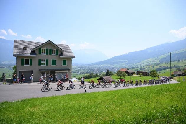 Tour de Suisse 2025 Stage 6 NEUHAUSEN AM RHEINFALL, SWITZERLAND - JUNE 20 : Illustration picture during stage 6 of the 88th edition of Tour de Suisse an UCI World Tour 2.UWT cycling road race stage for Men Elite of 186.7 km with start in Chur and finish in Neuhausen am Rheinfall on June 20, 2025 in Neuhausen am Rheinfall, Switzerland, 20 06 2025 ( Motordriver Kenny Verfaillie - Neuhausen am Rheinfall Switzerland  Copyright: xVincentxKalutx
