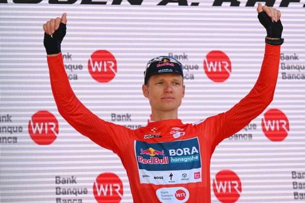 Tour de Suisse 2025 Stage 6 NEUHAUSEN AM RHEINFALL, SWITZERLAND - JUNE 20 : Vlasov Aleksandr (RUS) of Red Bull BORA - Hansgrohe during the podium ceremony of stage 6 of the 88th edition of Tour de Suisse an UCI World Tour 2.UWT cycling road race stage for Men Elite of 186.7 km with start in Chur and finish in Neuhausen am Rheinfall on June 20, 2025 in Neuhausen am Rheinfall, Switzerland, 20 06 2025 ( Motordriver Kenny Verfaillie - Neuhausen am Rheinfall Switzerland  Copyright: xVincentxKalutx