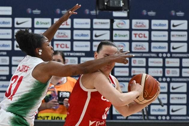 Women s basketball European Championship, EM, Europameisterschaft Group C game: Czechia vs Portugal in Brno, Czech Republic, June 20, 2025. From left Marcia Costa of Portugal and Czech Tereza Vyoralova. (CTKxPhoto VaclavxSalek) CTKPhotoP2025062006465  CTKPhotoP2025062006465