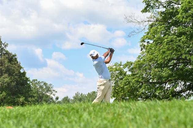 June 20, 2025: Aaron Rai hits his tee shot on the fifth hole during the second round of the Travelers Golf Championship in Cromwell, Connecticut. CSM Cromwell USA - ZUMAc04_ 20250620_zma_c04_001 Copyright: xGregoryxVasilx