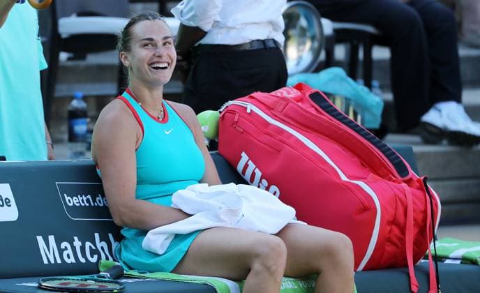 Aryna Sabalenka (BLR) lacht Steffi Graf Stadion HYLO Berlin Tennis Open Damen auf Rasen 20.06.2025