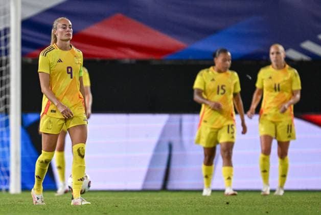 250620 FRANCE VS BELGIUM Tessa Wullaert (9) of Belgium pictured looking dejected and disappointed during a friendly game between the national teams of France and Belgium, called the Red Flames ahead of the Women™s Euro 2025 competition, on Friday 20 June 2025 in Leuven , Belgium . PHOTO SPORTPIX David Catry Leuven Den Dreef Belgium  Copyright: xSportpix.bex xDavidxCatryxDavidxCatryx