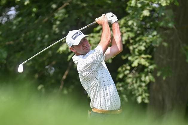 June 20, 2025: Austin Eckroat hits his tee shot on the 12th hole during the second round of the Travelers Golf Championship in Cromwell, Connecticut. CSM Cromwell USA - ZUMAc04_ 20250620_zma_c04_049 Copyright: xGregoryxVasilx