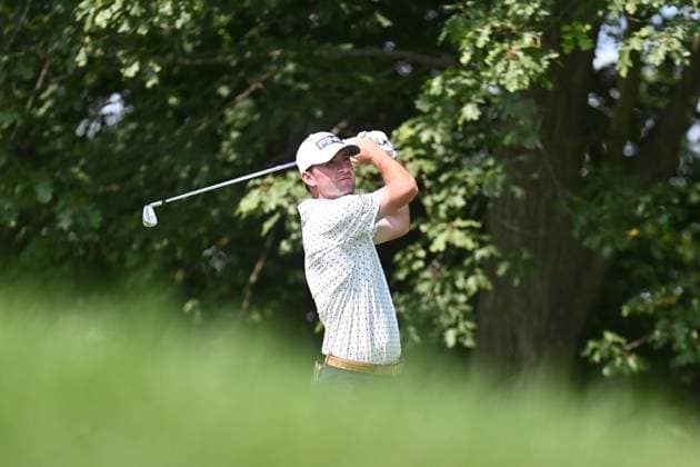 June 20, 2025: Austin Eckroat hits his tee shot on the 12th hole during the second round of the Travelers Golf Championship in Cromwell, Connecticut. CSM Cromwell USA - ZUMAc04_ 20250620_zma_c04_065 Copyright: xGregoryxVasilx