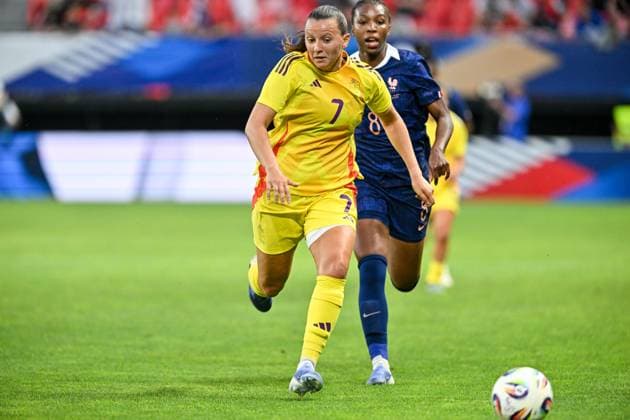 250620 FRANCE VS BELGIUM Hannah Eurlings (7) of Belgium pictured during a friendly game between the national teams of France and Belgium, called the Red Flames, ahead of the European Championship, EM, Europameisterschaft in Switzerland 2025, on Friday 20 June 2025 in Valenciennes , France . PHOTO SPORTPIX Stijn Audooren Valenciennes Stade du Hainaut France  Copyright: xSportpix.bex xStijnxAudoorenxStijnxAudoorenx