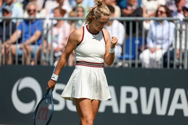 Bad Homburg am 21.06.2025 Tennis Damen Turnier WTA, Tennis Damen 500 Bad Homburg Open powered by Solarwatt 2025, Match Cat McNally (USA) gegen Viktoria Azarenka v.l., Viktoria Azarenka ballt die Faust Copyright: JoaquimxFerreira