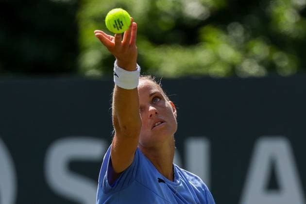 Bad Homburg am 21.06.2025 Tennis Damen Turnier WTA, Tennis Damen 500 Bad Homburg Open powered by Solarwatt 2025 Veronika Kudermetova gegen Arantxa Rus (NL) v.l., Arantxa Rus (NL) macht einen Aufschlag. Copyright: JoaquimxFerreira