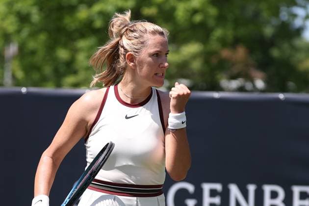 Bad Homburg am 21.06.2025 Tennis Damen Turnier WTA, Tennis Damen 500 Bad Homburg Open powered by Solarwatt 2025, Match Cat McNally (USA) gegen Victoria Azarenka v.l., Victoria Azarenka jubelt, ballt die Faust Copyright: JoaquimxFerreira
