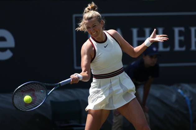 Bad Homburg am 21.06.2025 Tennis Damen Turnier WTA, Tennis Damen 500 Bad Homburg Open powered by Solarwatt 2025, Match Cat McNally (USA) gegen Victoria Azarenka v.l., Victoria Azarenka spielt eine Vorhand. Copyright: JoaquimxFerreira