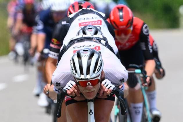 Sport Bilder des Tages Tour de Suisse 2025 Stage 7 EMMETTEN, SWITZERLAND - JUNE 21 : Rider of Team UAE Team Emirates - XRG in action during stage 7 of the 88th edition of Tour de Suisse an UCI World Tour 2.UWT cycling road race stage for Men Elite of 207.3 km with start in Neuhausen am Rheinfall and finish in Emmetten on June 21, 2025 in Emmetten, Switzerland, 21 06 2025 ( Motordriver Kenny Verfaillie - Emmetten Switzerland  Copyright: xVincentxKalutx