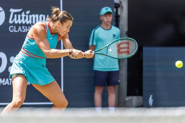 21.06.2025 Tennis: WTA, Tennis Damen Tour- Berlin, Einzel, Damen, Halbfinale, Marketa Vondrousova (CZE) - Samsonova (Russland), Steffi-Graf-Stadion. Aryna Sabalenka retourniert einen Ball. Tennis: WTA-Tour- Berlin