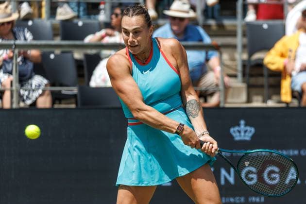 21.06.2025 Tennis: WTA, Tennis Damen Tour- Berlin, Einzel, Damen, Halbfinale, Marketa Vondrousova (CZE) - Samsonova (Russland), Steffi-Graf-Stadion. Aryna Sabalenka retourniert einen Ball. Tennis: WTA-Tour- Berlin
