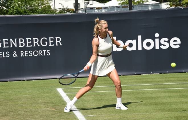21.06.2025 Bad Homburg OPEN 2025 Tennis Damen Turnier WTA, Tennis Damen Match Cat McNally (USA) gegen Victoria Azarenka belarussisch v.l., Bild zeigt Victoria Azarenka