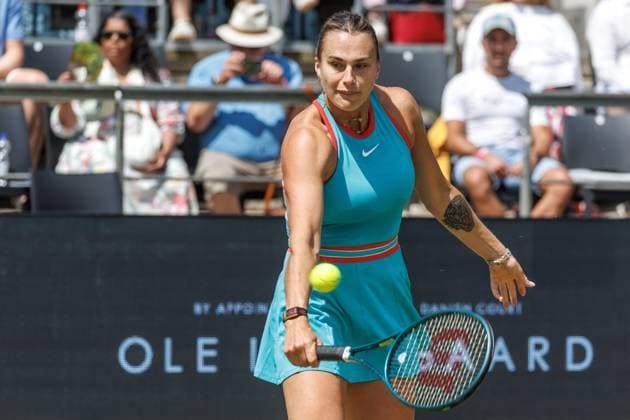 21.06.2025 Tennis: WTA, Tennis Damen Tour- Berlin, Einzel, Damen, Halbfinale, Marketa Vondrousova (CZE) - Samsonova (Russland), Steffi-Graf-Stadion. Aryna Sabalenka retourniert einen Ball. Tennis: WTA-Tour- Berlin