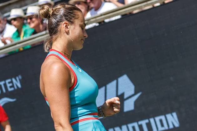 21.06.2025 Tennis: WTA, Tennis Damen Tour- Berlin, Einzel, Damen, Halbfinale, Marketa Vondrousova (CZE) - Samsonova (Russland), Steffi-Graf-Stadion. Aryna Sabalenka freut sich ueber den erspielten Ball. Tennis: WTA-Tour- Berlin