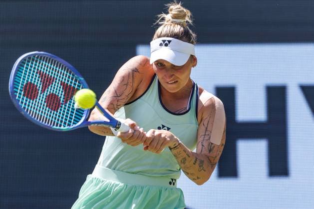21.06.2025 Tennis: WTA, Tennis Damen Tour- Berlin, Einzel, Damen, Halbfinale, Marketa Vondrousova (CZE) - Samsonova (Russland), Steffi-Graf-Stadion. Marketa Vondrousova retourniert einen Ball. Tennis: WTA-Tour- Berlin
