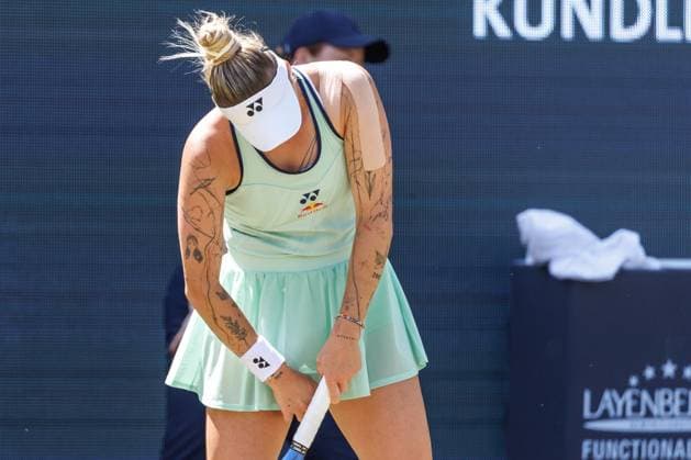21.06.2025 Tennis: WTA, Tennis Damen Tour- Berlin, Einzel, Damen, Halbfinale, Marketa Vondrousova (CZE) - Samsonova (Russland), Steffi-Graf-Stadion. Marketa Vondrousova retourniert einen Ball. Tennis: WTA-Tour- Berlin