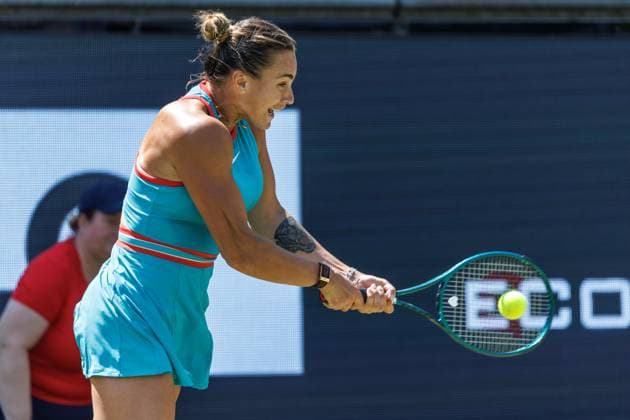 21.06.2025 Tennis: WTA, Tennis Damen Tour- Berlin, Einzel, Damen, Halbfinale, Marketa Vondrousova (CZE) - Samsonova (Russland), Steffi-Graf-Stadion. Aryna Sabalenka retourniert einen Ball. Tennis: WTA-Tour- Berlin