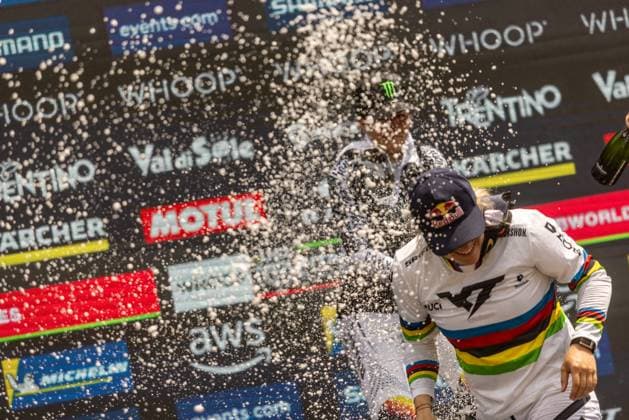 Whoop Mountainbike Downhill Worldcup Val di Sole Podium Womanat Whoop Mountainbike Downhill Worldcup Val di Sole, 21.06.2025,in , Foto: Sebastian Sternemann