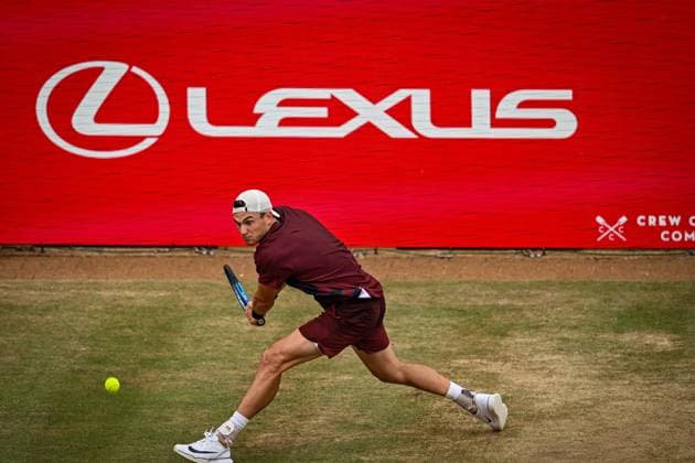 21st June 2025; HSBC Championships, Queens Club, West Kensington, London, England: HSBC Mens Championships Queens Club, Day 6; Jack Draper (GBR) hits a backhand in his semi final match against Jiri Lehecka (CZE)  ActionPlus12803525 GodfreyxPitt