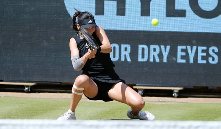 Wang Xinyu (CHN) im Steffi Graf Stadion Halbfinale HYLO Berlin Tennis Open Damen auf Rasen 21.06.2025