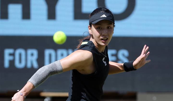 Wang Xinyu (CHN) im Steffi Graf Stadion Halbfinale HYLO Berlin Tennis Open Damen auf Rasen 21.06.2025