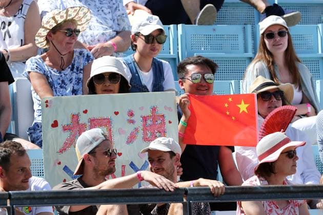 chinesische Fans von Wang Xinyu (CHN) im Steffi Graf Stadion Halbfinale HYLO Berlin Tennis Open Damen auf Rasen 21.06.2025