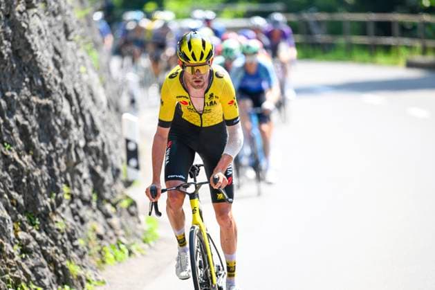 Tour de Suisse 2025 Stage 7 EMMETTEN, SWITZERLAND - JUNE 21 : Benoot Tiesj (BEL) of Team Visma - Lease a Bike in action during stage 7 of the 88th edition of Tour de Suisse an UCI World Tour 2.UWT cycling road race stage for Men Elite of 207.3 km with start in Neuhausen am Rheinfall and finish in Emmetten on June 21, 2025 in Emmetten, Switzerland, 21 06 2025 ( Motordriver Kenny Verfaillie - Emmetten Switzerland  Copyright: xVincentxKalutx